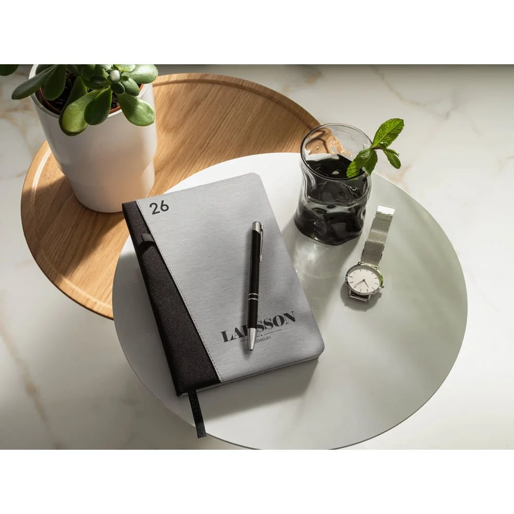 Agenda Personalizada LARSSON B5 2026
